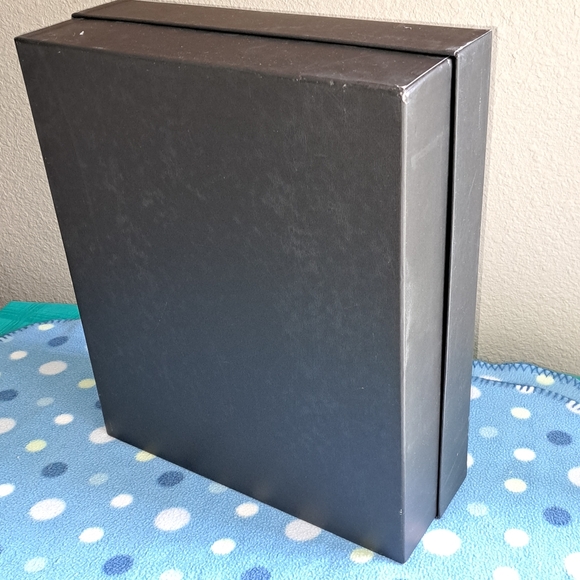 Extra Large Gucci Box and Dust Bags (Boots) - Picture 8 of 15